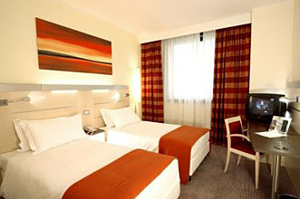 Holiday Inn Hotel Ferrara room