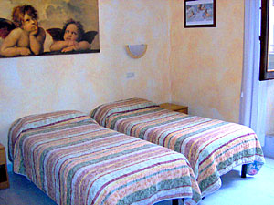 Lombardi Hotel Florence room