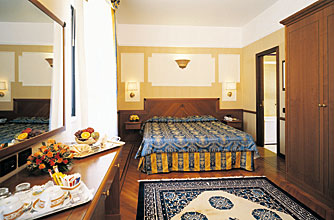 Ambra Palace Hotel Rome room